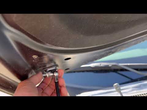 Chevrolet Malibu G9 установка газовых упор капота installing Front Hood Gas Spring Strut Lift Shock