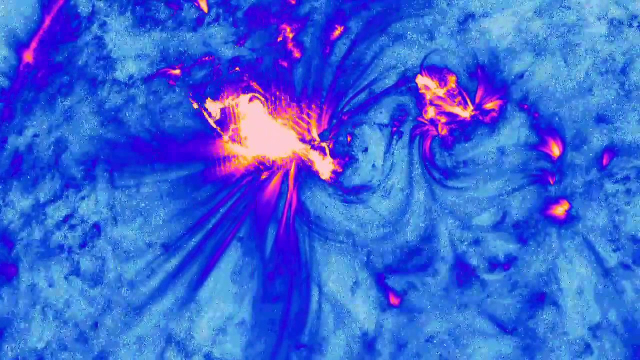 NASA | Death-Defying Comets Explore the Sun's Atmosphere