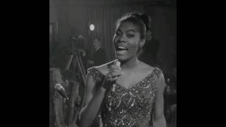 Dionne Warwick | &#39;Walk On By&#39; | In memory of the great maestro Burt Bacharach