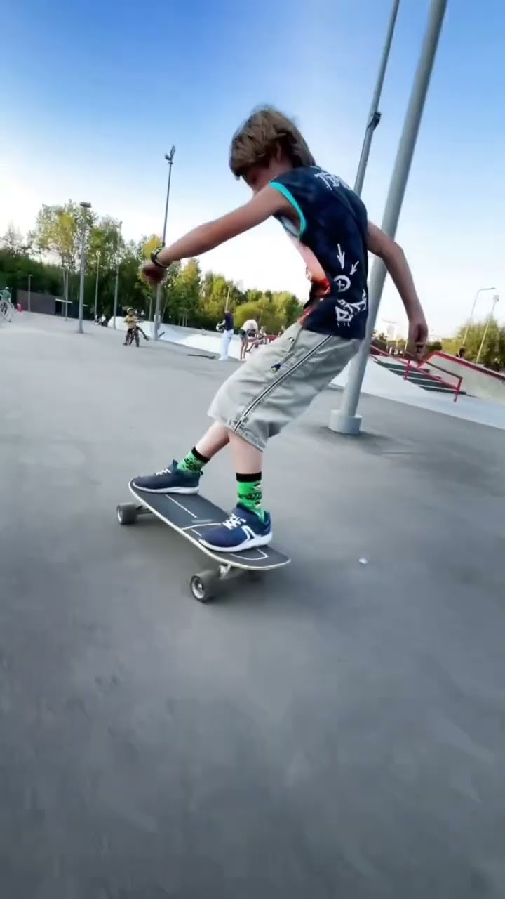 Серф - скейт в Чертаново. #скейтбординг #скейтборд #серфинг #skatepark ...