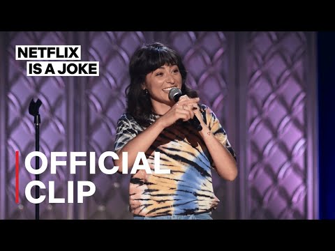 Melissa Villaseñor On Speaking Spanish | The Standups Season 3