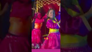 Ninna Kanna Holage Song Girl Dance