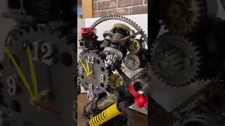 【オンリーワン品・一点物】可動式機械要素の時計（自動車、バイクの部品) オンリーワン品・一点物】可動式機械要素の時計（自動車、バイク
