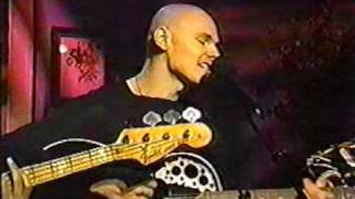 Download Lagu The Smashing Pumpkins - Perfect w/ int. (Regis \u0026 Kathy Lee) MP3