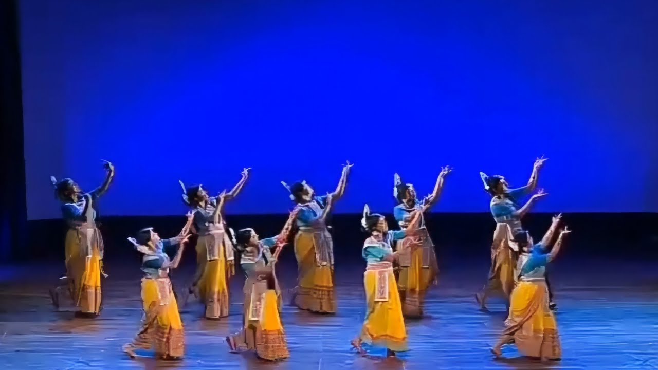 Meghomallar , dharanir gaganer ....by CALCUTTA DANCE THEATRE #dance #dancerlife #dancer