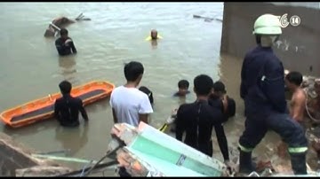 VTC14_TP HCM di dời khẩn cấp 18 nhà dân có nguy cơ sạt lở