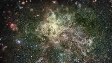 ESO: Zoom Into The Tarantula Nebula (2010) [720p]