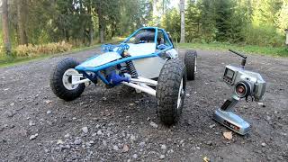 RC car with chainsaw engine and custom build steering servo