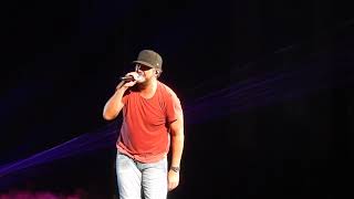 Luke Bryan Play It Again