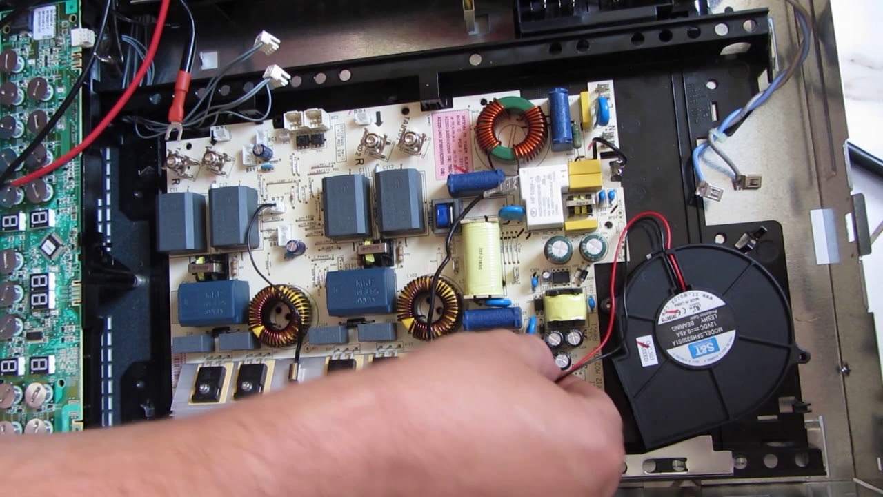 Ремонт индукционной плиты Electrolux EHH 6340 FSK - YouTube