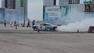 В Самаре проходит фестиваль дрифта DriftThat на парковке ТЦ Амбар