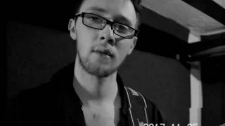 Vár Be Q - Trash Is New Jazz