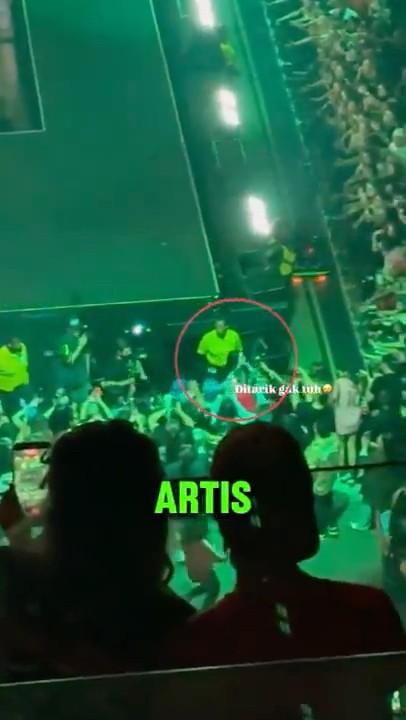 This artist was pulled by his fans❗️😂