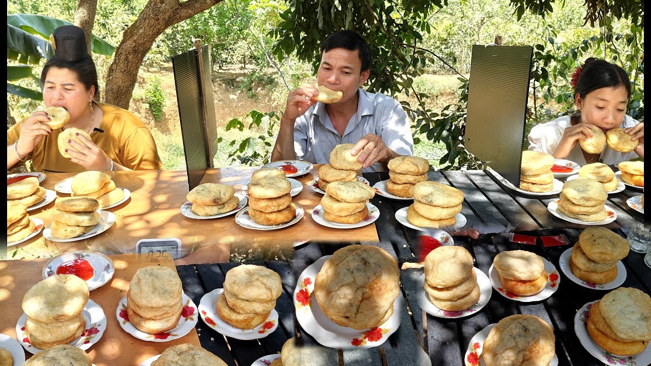 Độc Lạ Với Cuộc Thi Ăn 60 Cái Bánh Bao Gián Giữa 3 Người Ở Sơn La