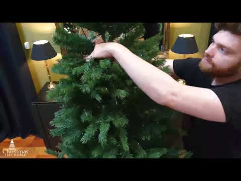 branch-tweak-and-installation---christmas-tree-world