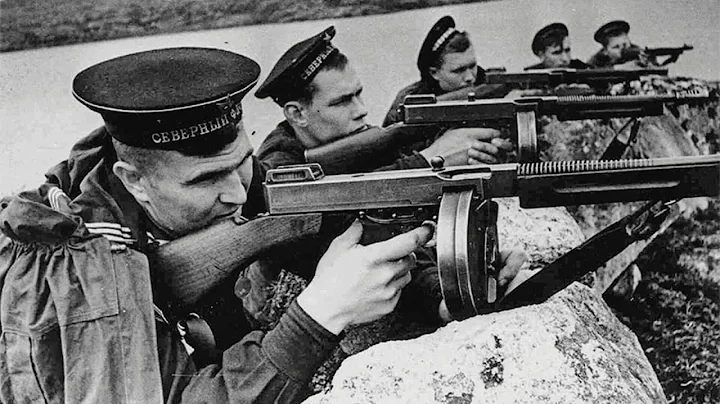 WW2's MOST ELITE Warriors Choose the Thompson Submachine Gun for These REASONS