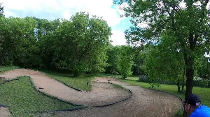 Traxxas Rustler 4x4 Vxl Vs Arrma Vorteks 3s On The Track!