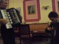 The Stig &amp; Johnny-Lee play accordions - Style Musette!