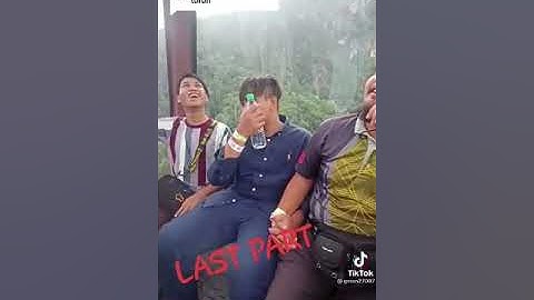 gelagat seorang kawan yg takut naik cable car