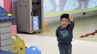 Oasis English Kindergarten/Preschool Christmas Par