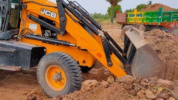 Mahindra tractor soil load with JCB 3dx max stuck in mud