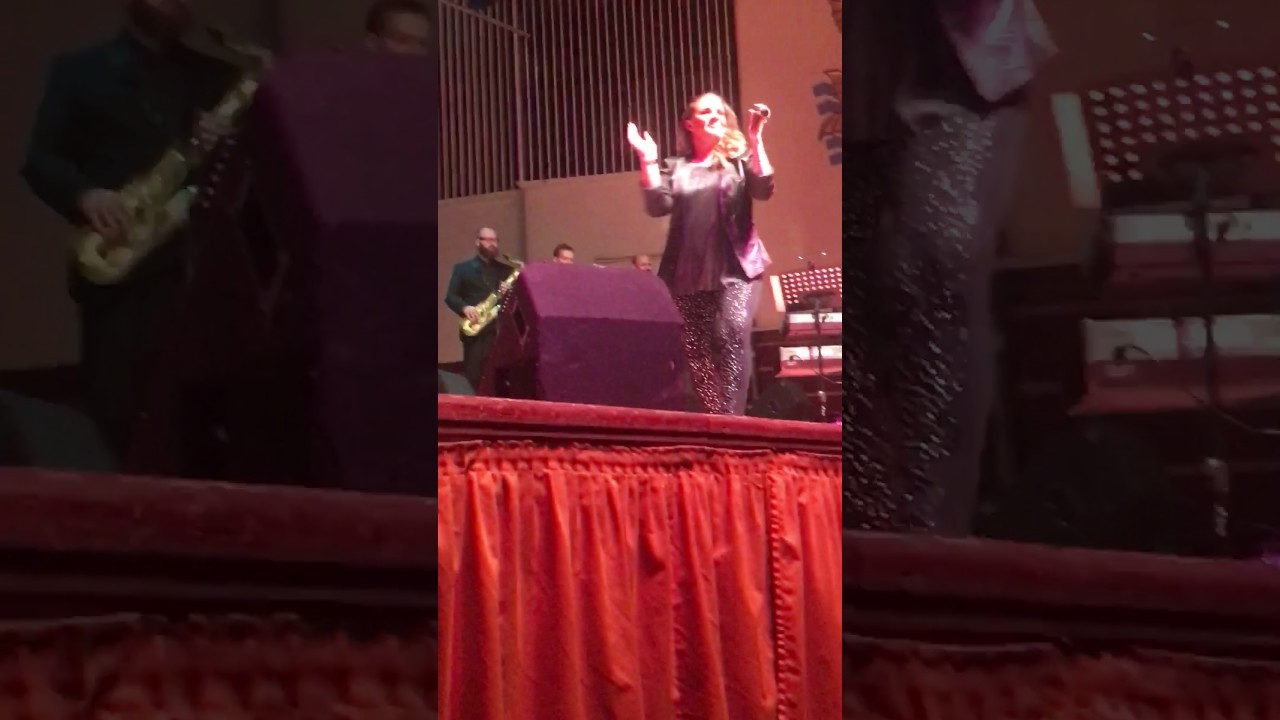 Sam Bailey, Worthing assembly hall 19-11-16