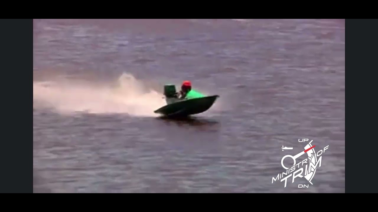 How Does He Not FLIP 25hp 550cc BOAT RACING Commentator Needs A Lay breast-augmentation-650-cc-breast-augmentation-dr-jeneby-houston