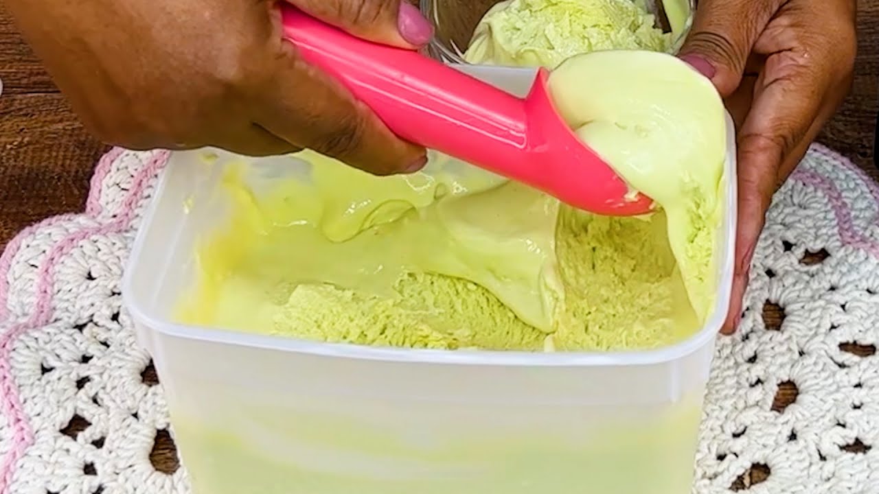 Sorvete de Abacate com Leite Condensado – Cremoso e Simples de Fazer