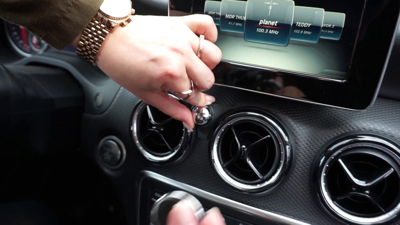 Handyhalterung für Mercedes Benz VKlasse in Sachsen-Anhalt - Kabelsketal, Ersatz- & Reparaturteile