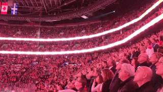 O Canada as only the Bell Center can.