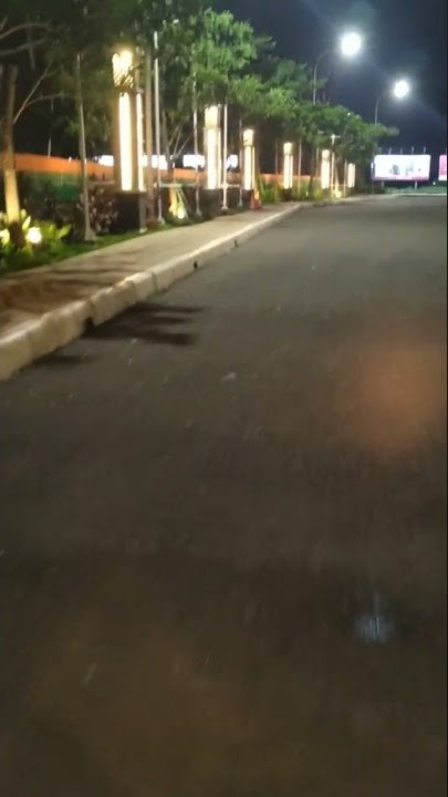 Karawang suasana Sumarecon jalan baru jam malam