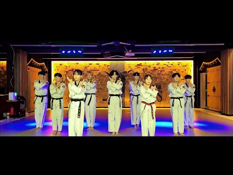 España Y corea Celebración <strong>del</strong> 70 aniversario Taekwondo Espectáculo  <strong>한국</strong> - 스페인 수교70주년 기념  태권도 퍼포먼스