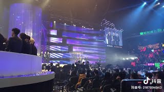 #tfboys #r1se [ TFBOYS × R1SE ] R1SE reaction TFBOYS đêm hội TMEA 2019 💚
