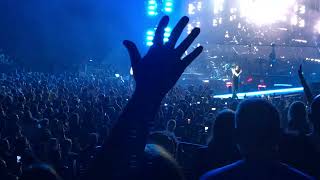Depeche Mode - Everything Counts Live | Global Spirit Tour | Grabbing hands!