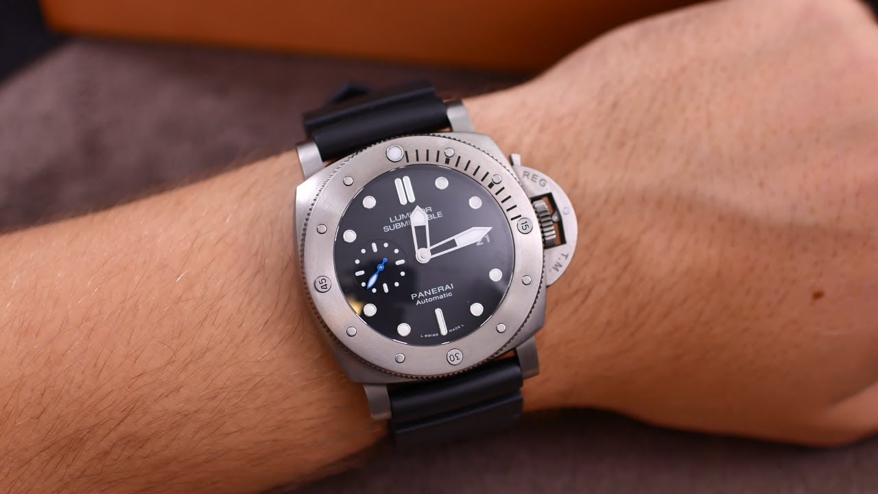 Panerai Submersible 47mm PAM01305 - Unboxing & First Impressions - YouTube