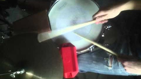 "Blurred Lines" drum groove by Fredrik Ahlén