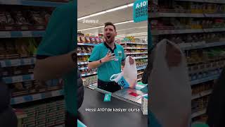Messi Ek İş Olarak Kasiyerlik Yapıyor