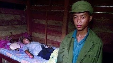 An táng thủ lĩnh Khmer Đỏ Pol Pot năm 1998