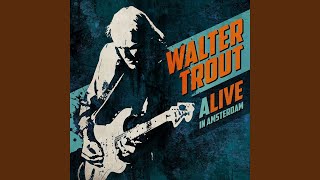 Video thumbnail of "Walter Trout - Help Me (Live)"