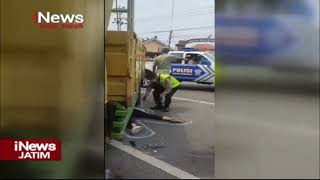 Dua Mahasiswi Tewas Tertabrak Truk