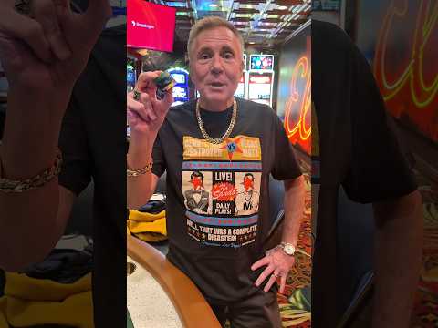 $2,000 Bet And A $500 Tip! #blackjack #casino #gamble