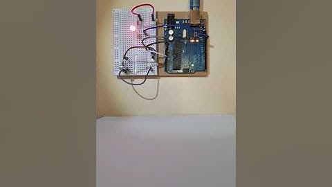 Arduino : LED turn on by photoresistor