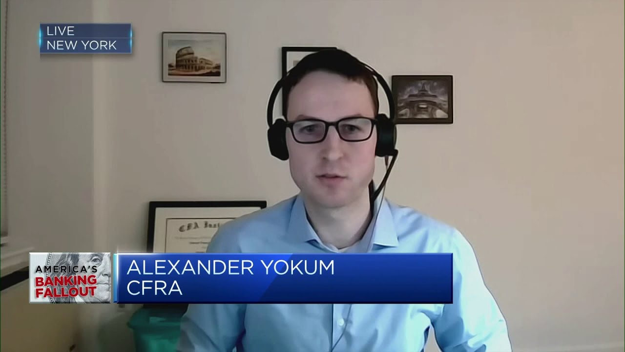 SVB crisis: Lack of diversification was the 'biggest problem' for banks that went down, analyst says