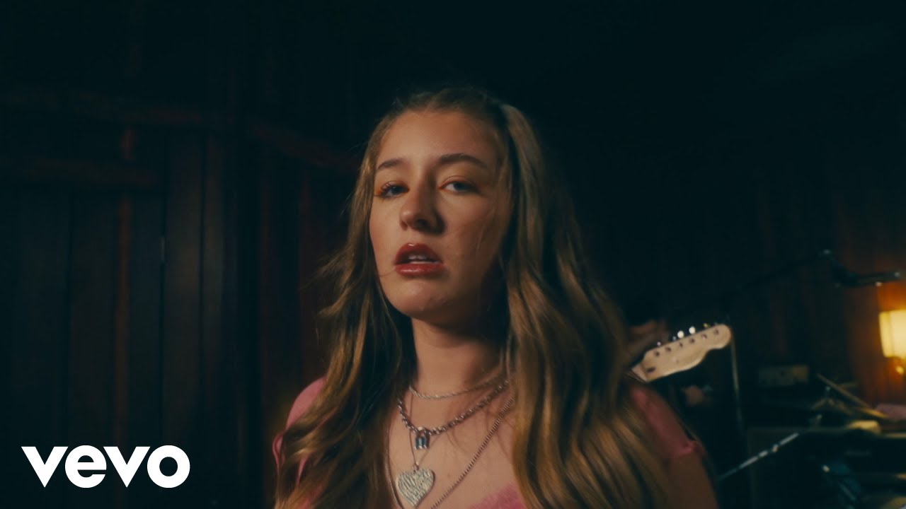 Alexa Cappelli - Could've Just Left Me Alone (Live In Studio)