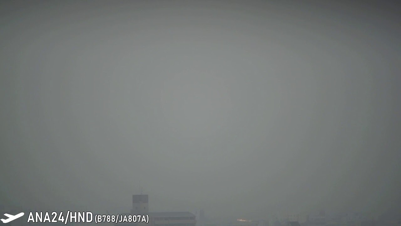 大阪空港ライブカメラ Rwy32l On Short Final Youtube