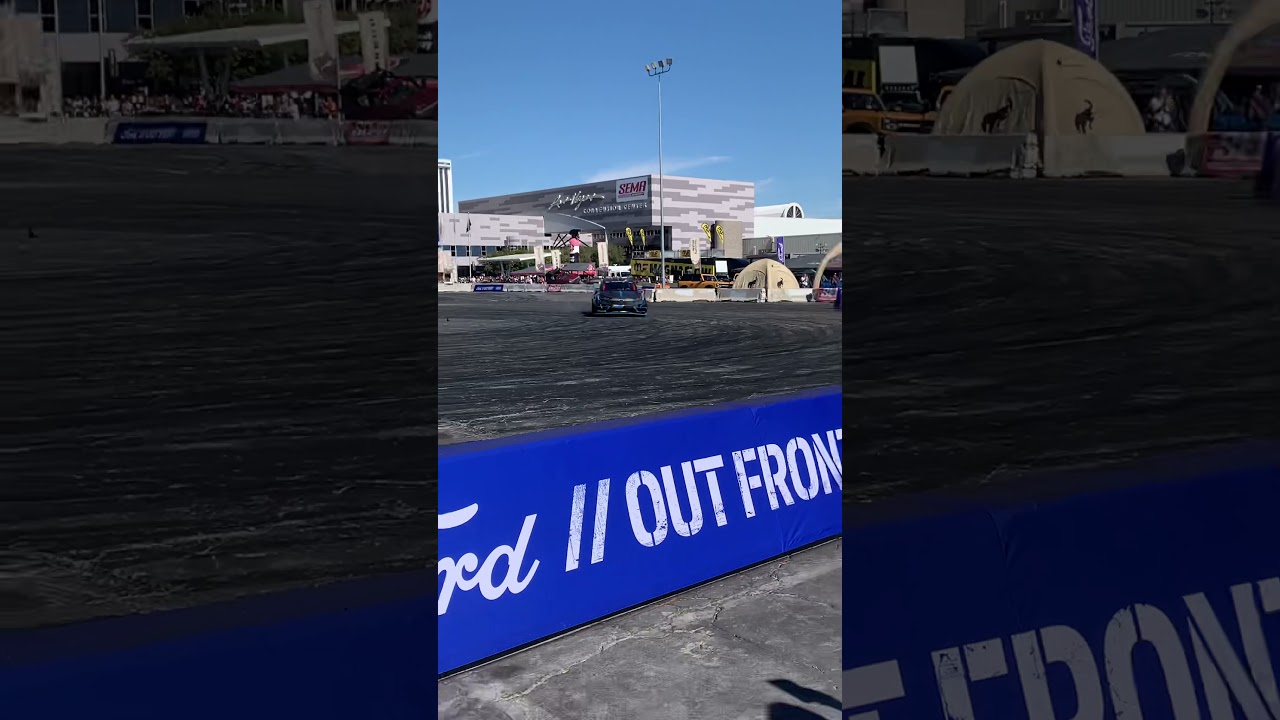 Vaughn Gitten Jr drifting the Mustang Mach-e 1400 at SEMA 2021!