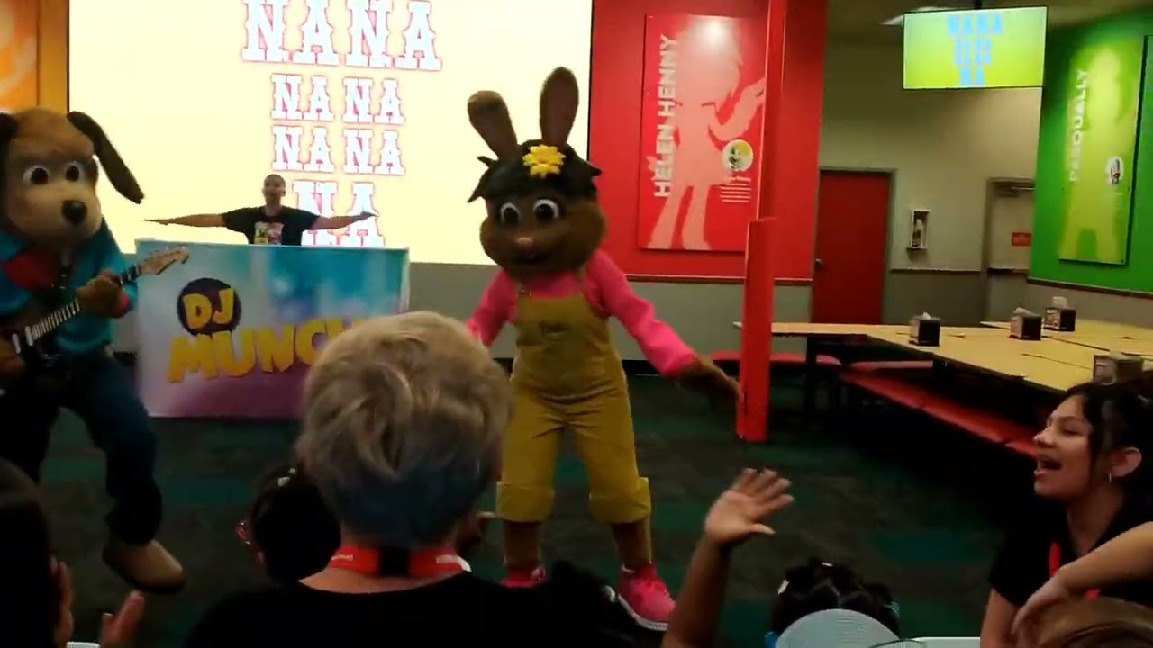 Chuck E. Cheese Torrance CA Summer Concert!