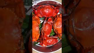 Shorts Steamed Dungeness Crab ក្ដាមថ្មចំហុយ