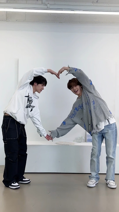 💚two of hearts 🫶 #KUN #HENDERY