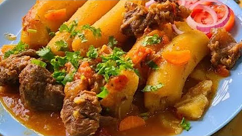 How to prepare Matoke with Beef Stew Ugandan style  | How to Cook Green Bananas |  akatogo Kenyama